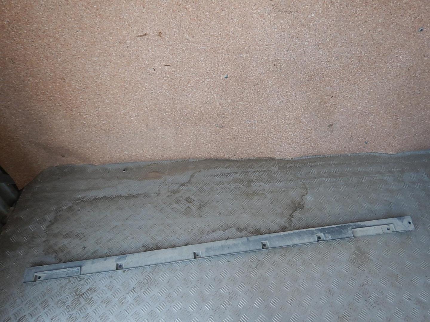 Накладка на порог (наружная)