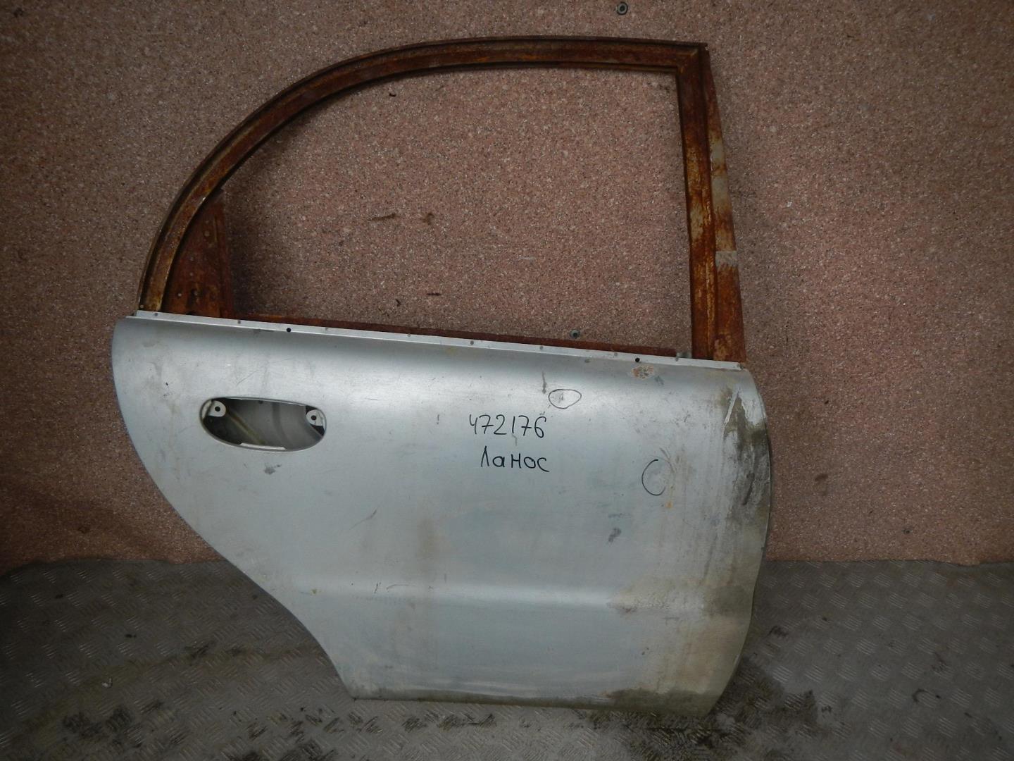 Дверь задняя правая