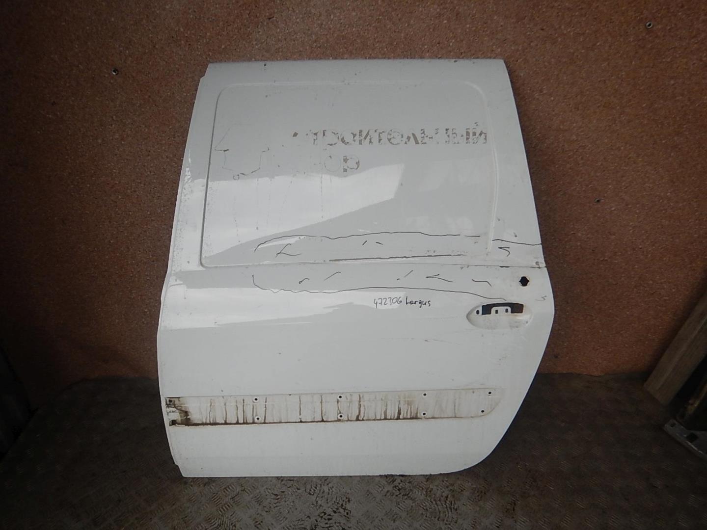 Дверь задняя левая