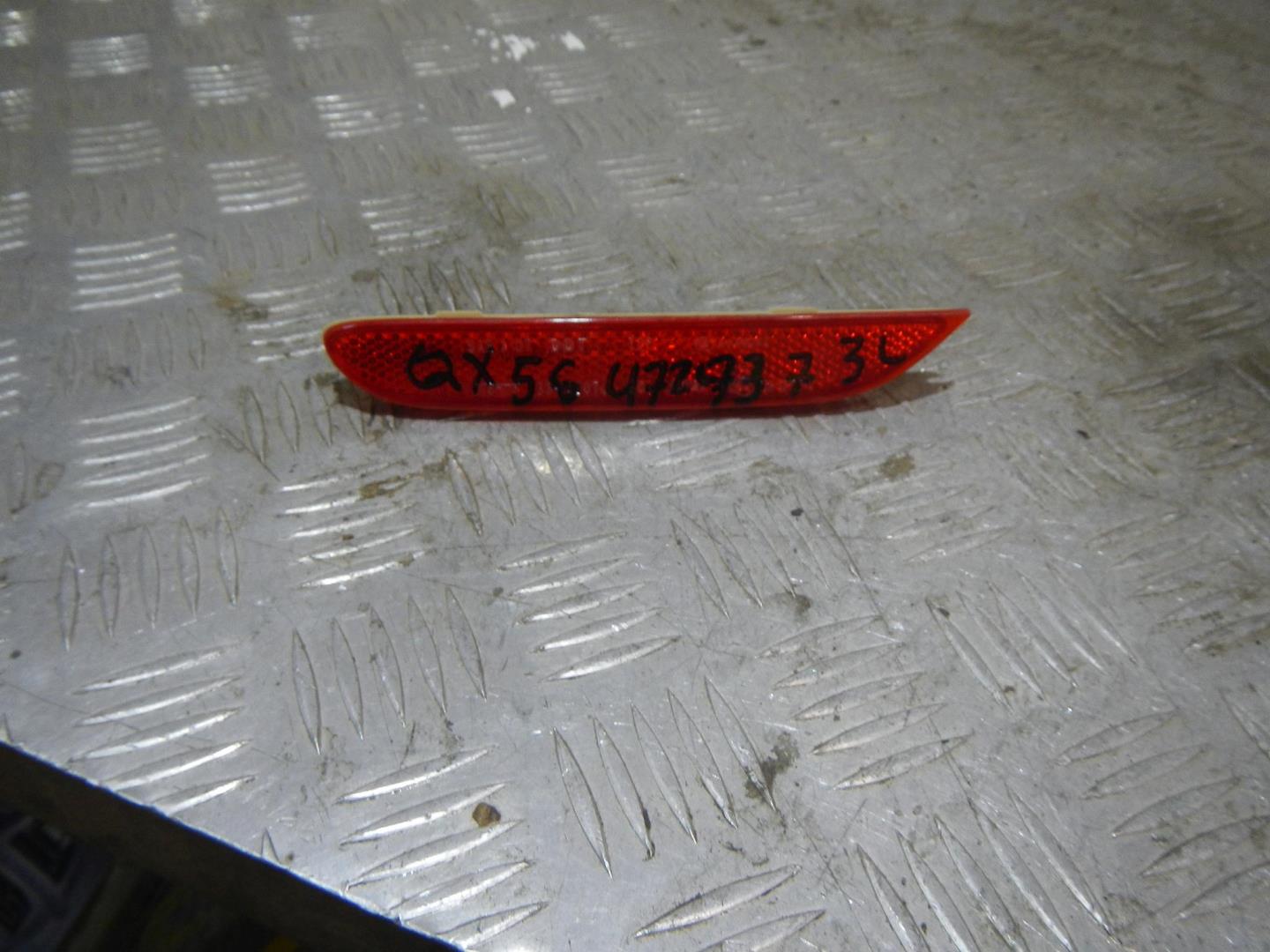 Отражатель в бампер задний левый