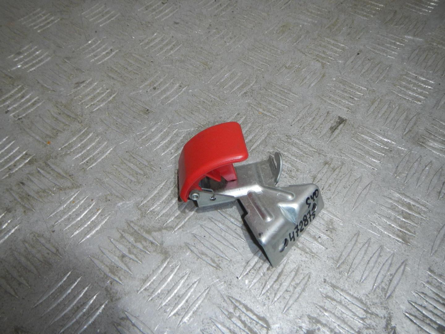 Ручка открывания капота