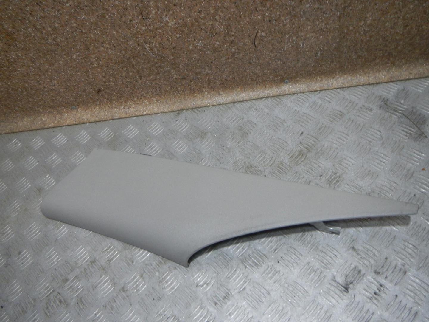 Обшивка стойки