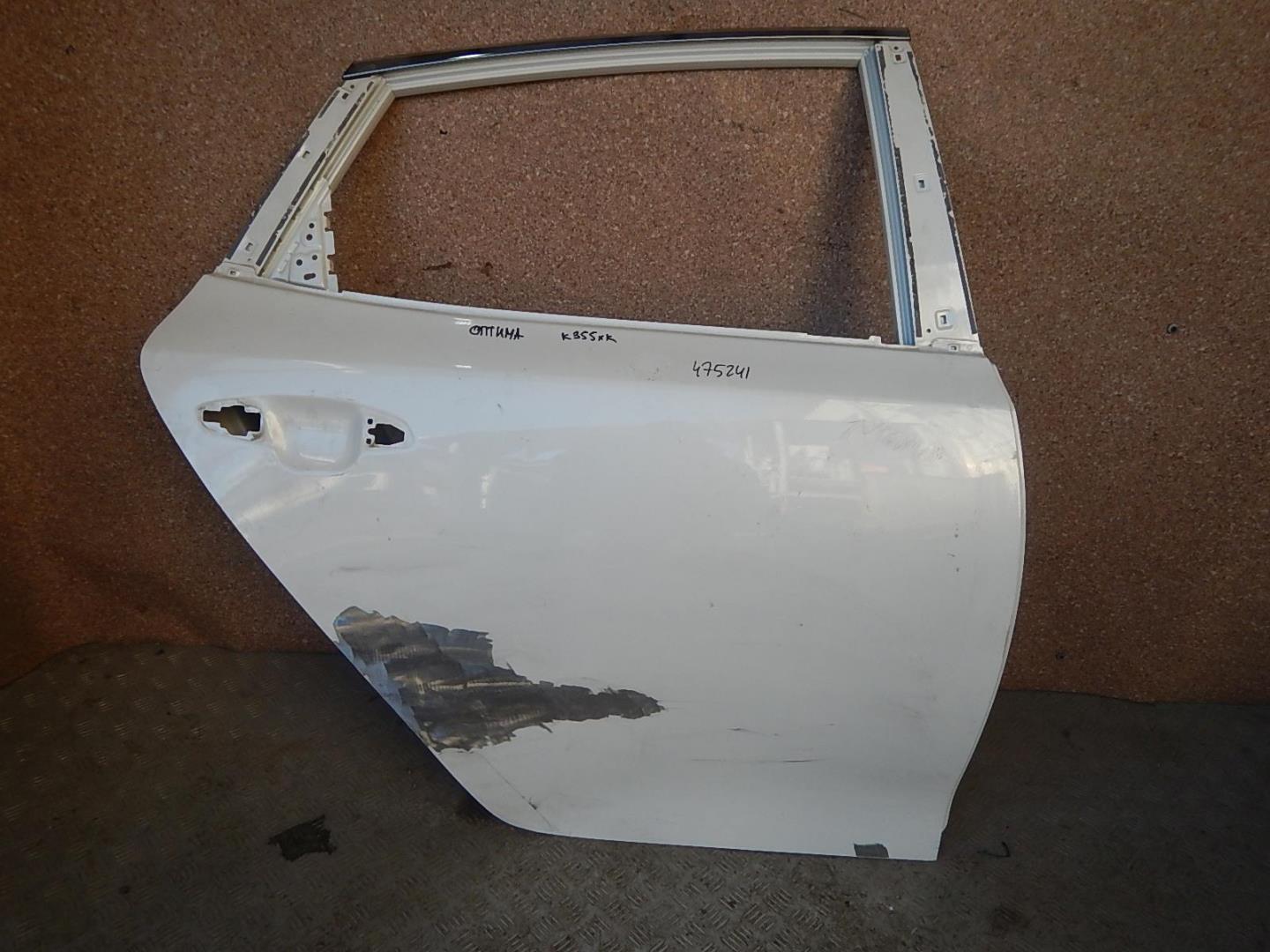 Дверь задняя правая