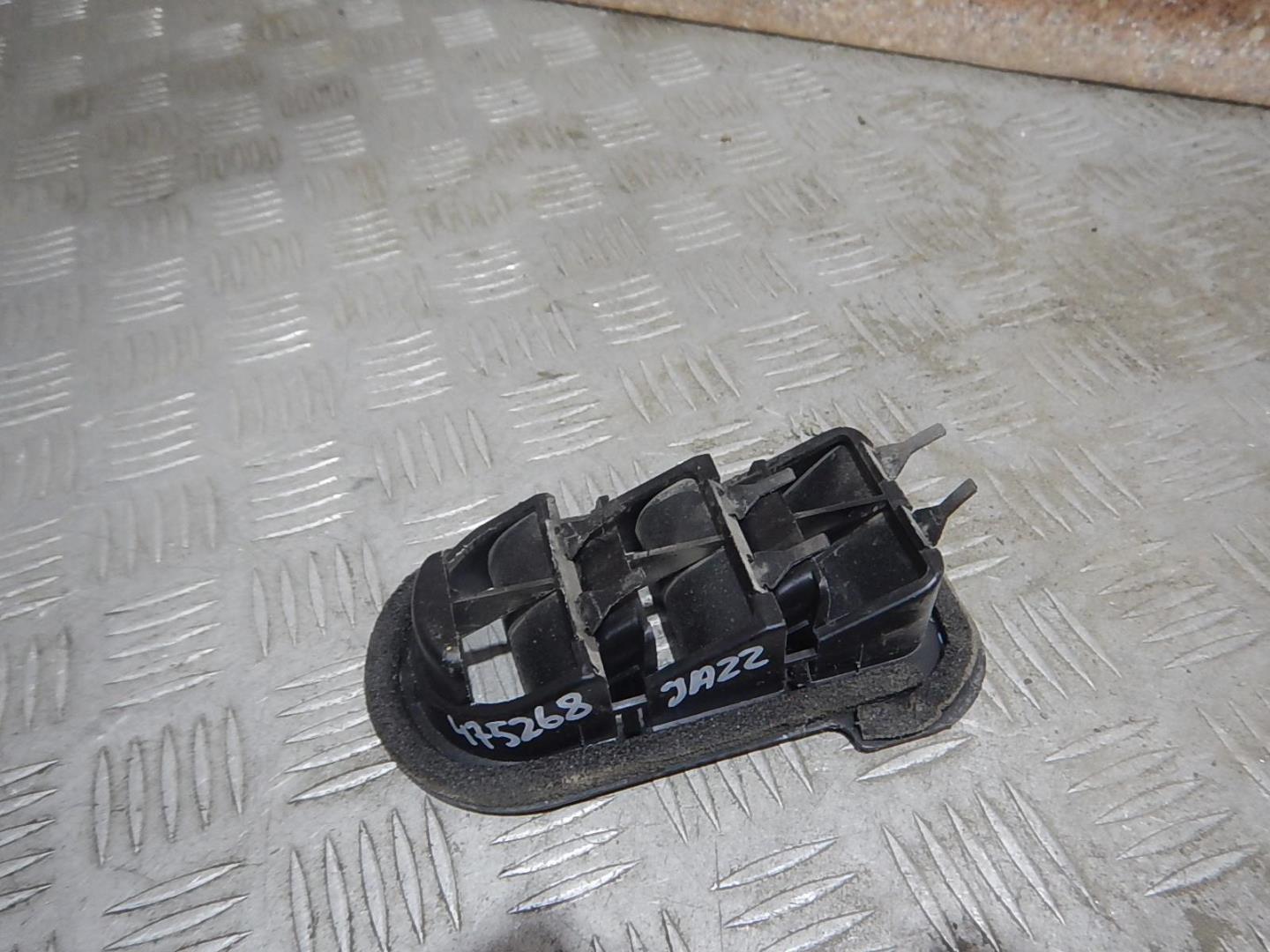 Решетка вентиляционная