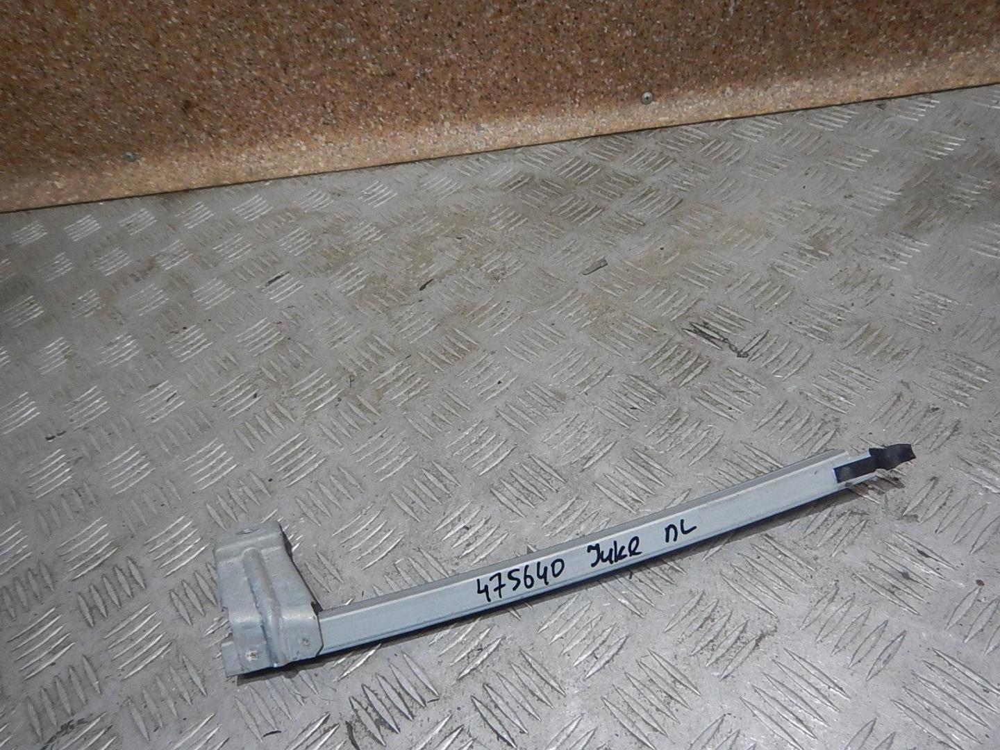 Направляющая стекла двери