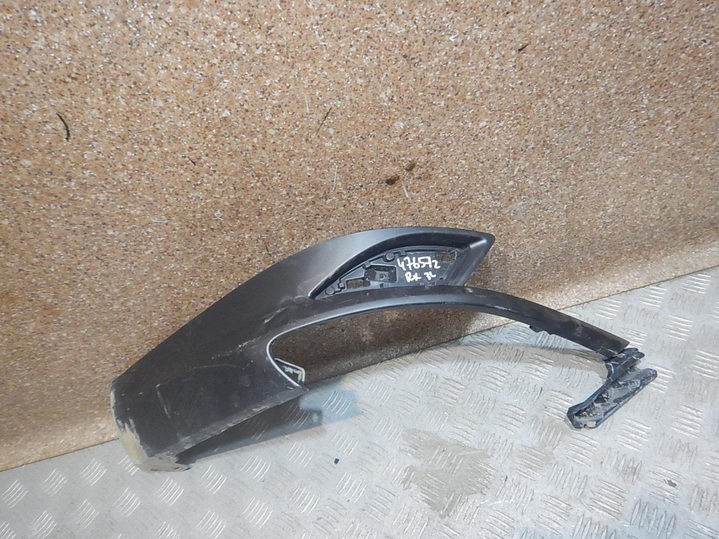 Накладка заднего бампера левая