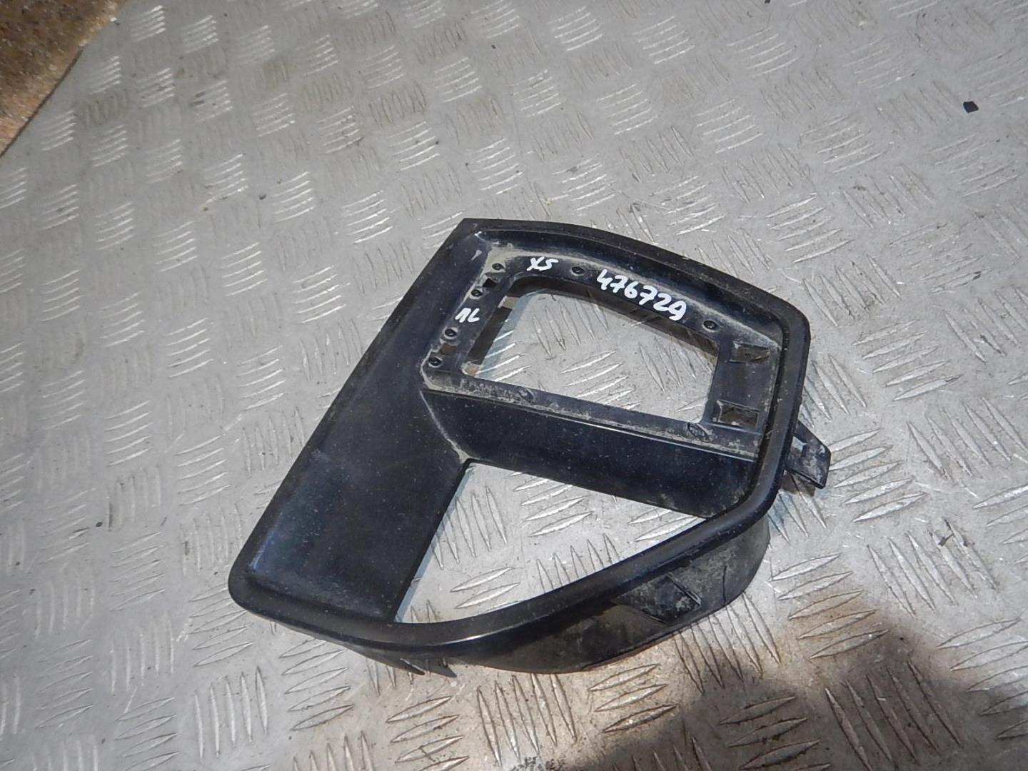 Решетка в бампер левая