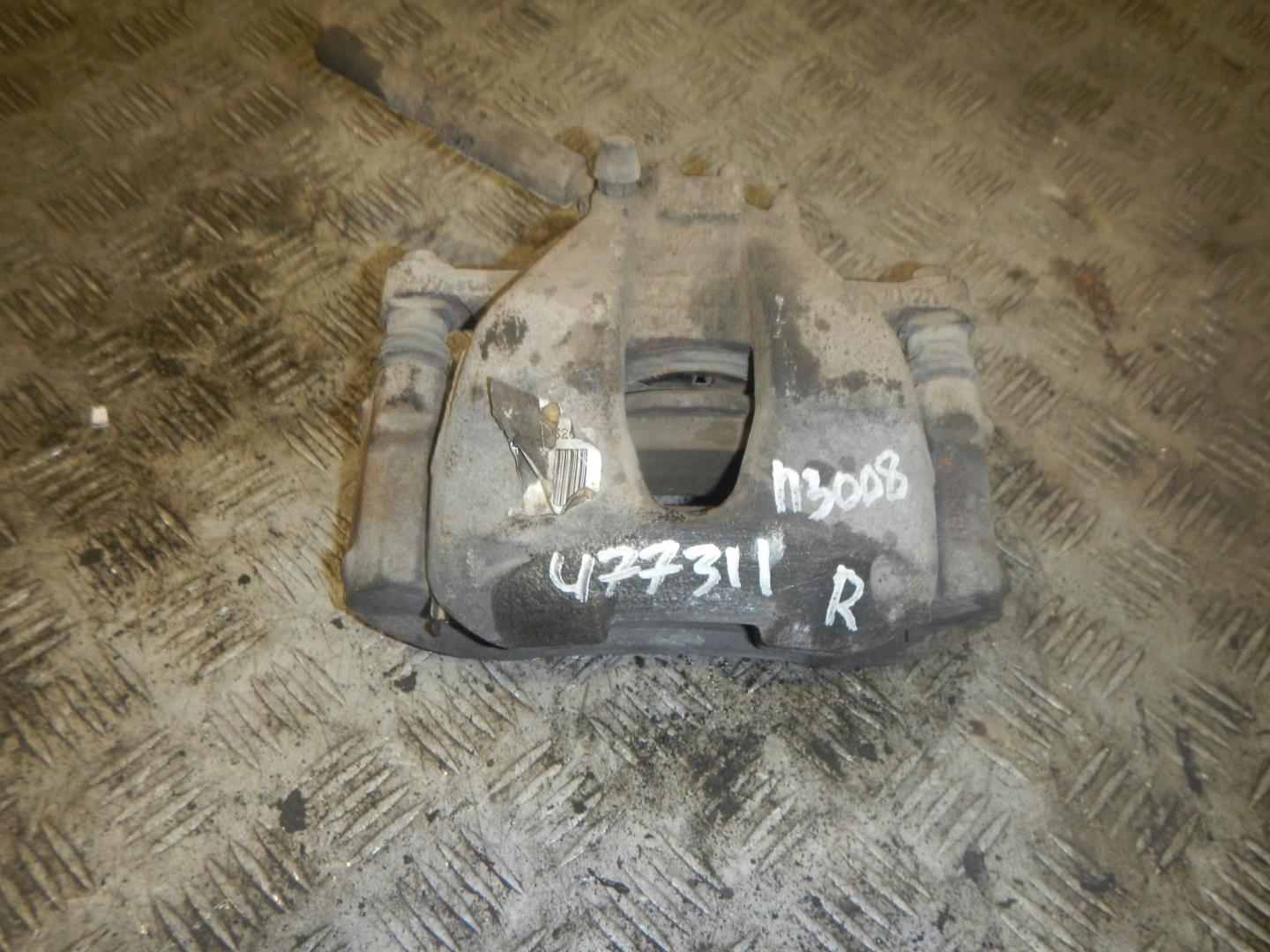 Суппорт передний правый