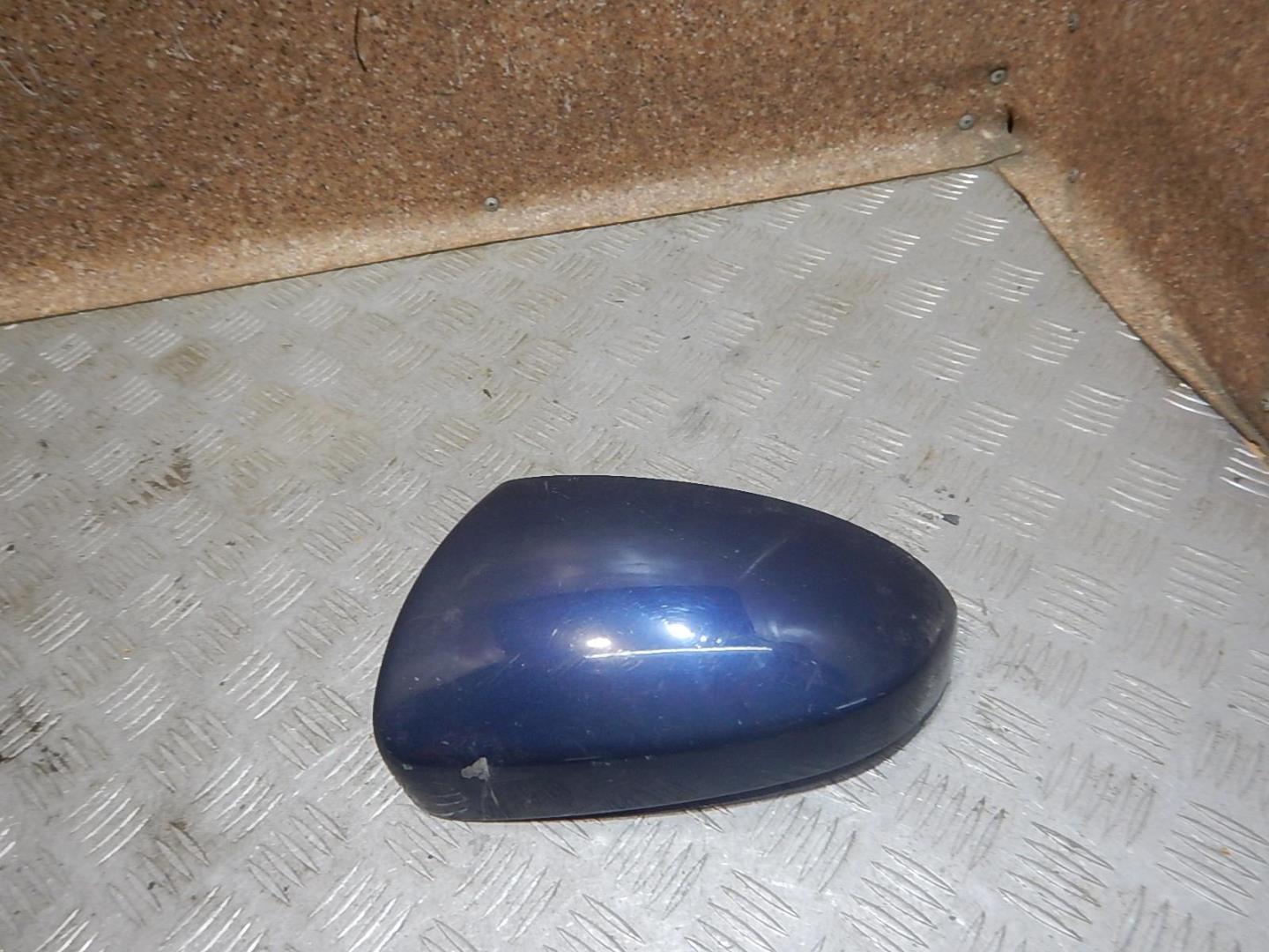 Крышка зеркала внутренняя левая