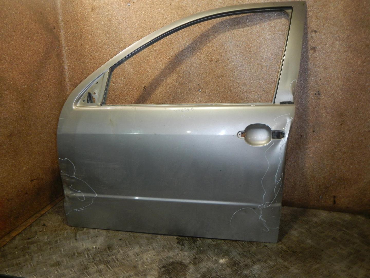 Дверь передняя левая