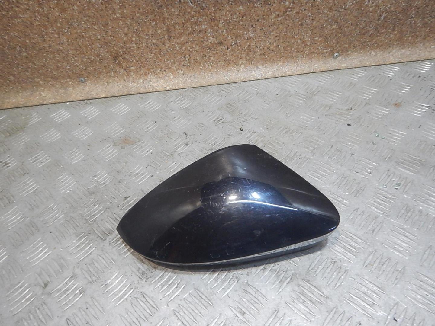 Крышка корпуса зеркала правого