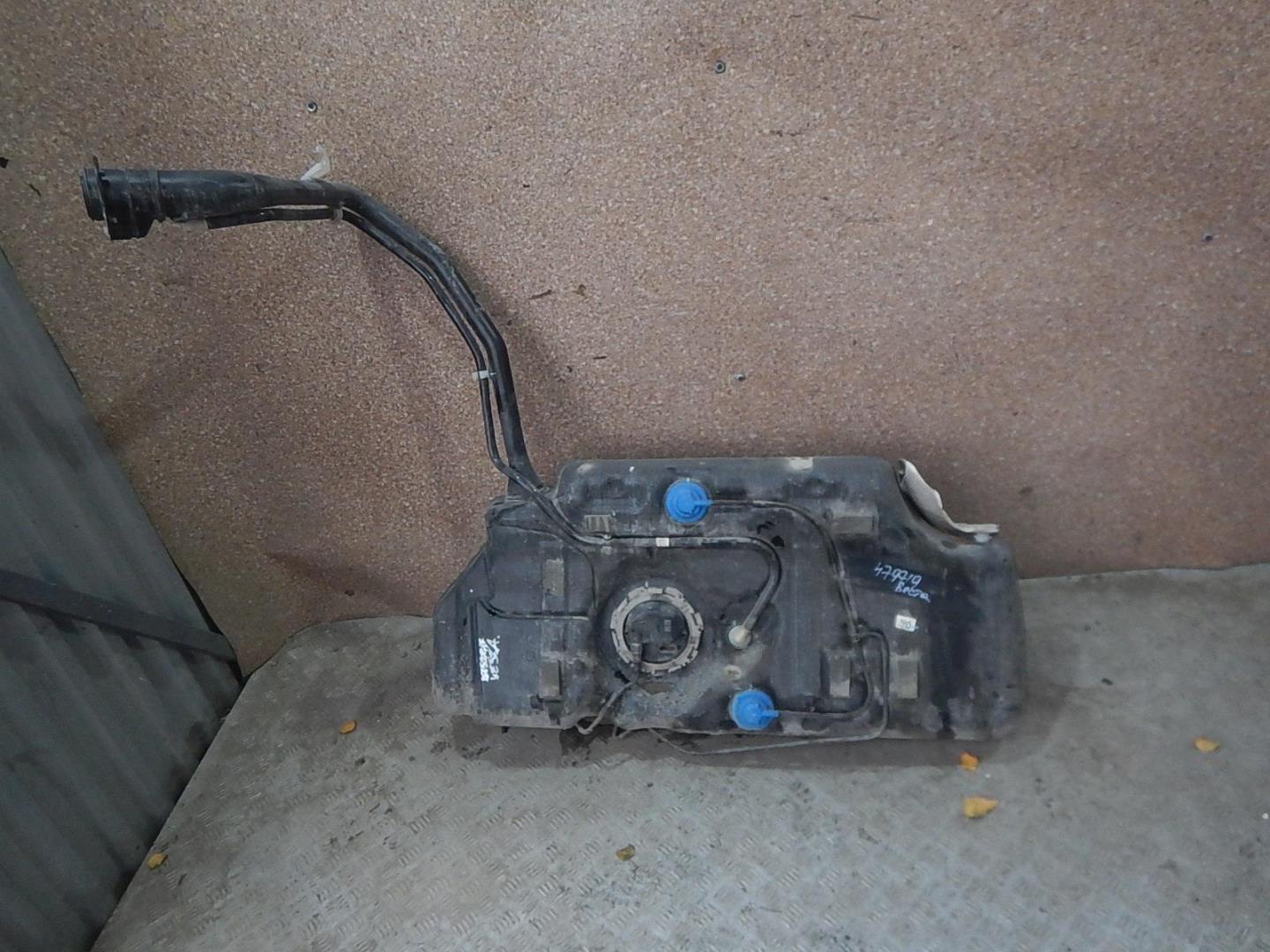 Бак топливный