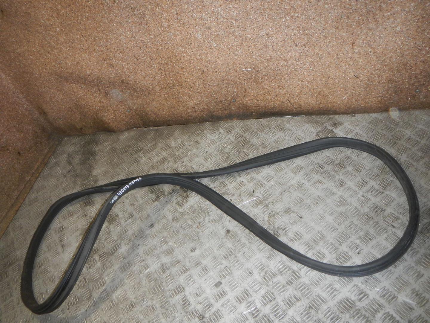 Уплотнитель двери