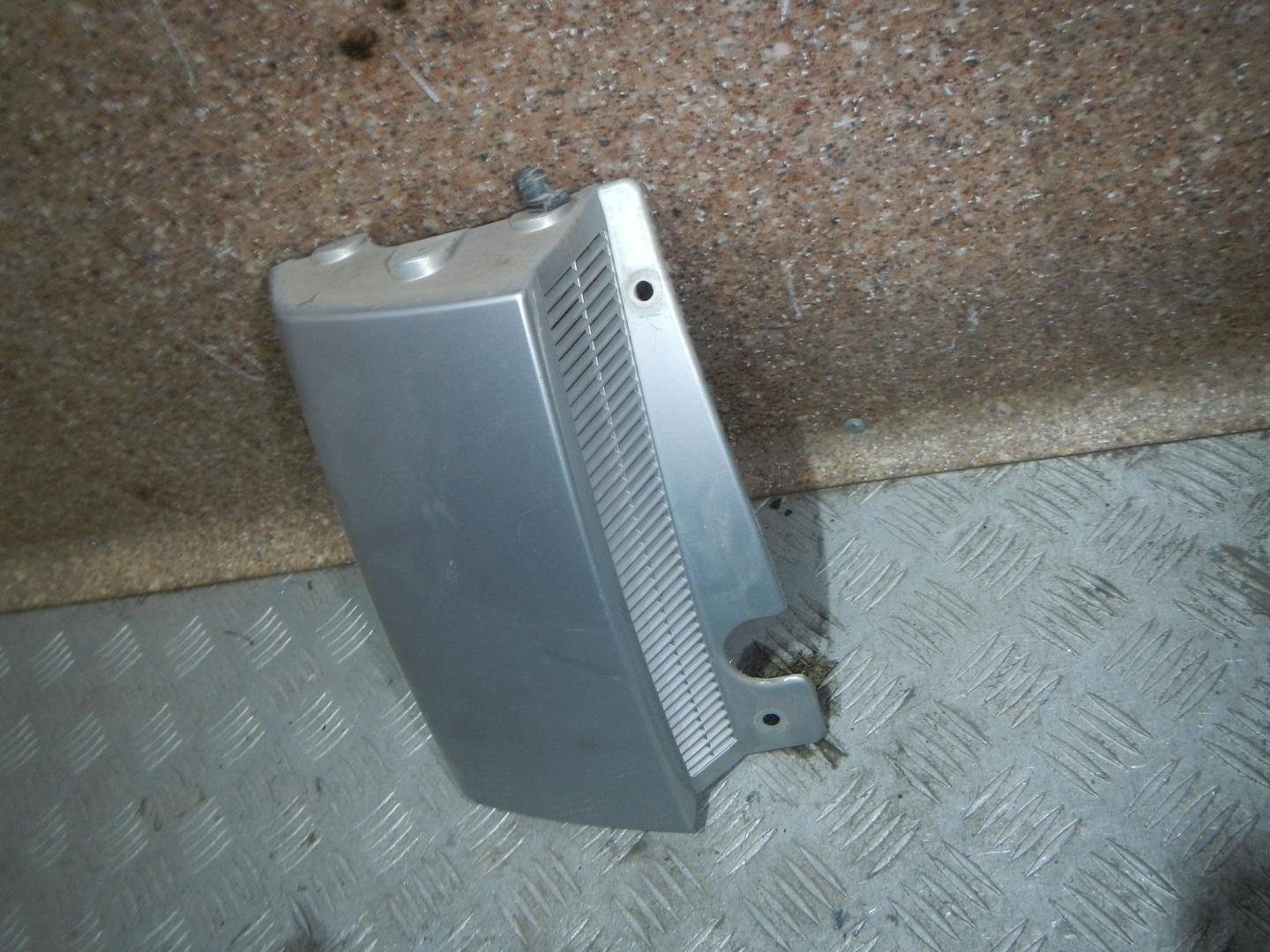 Планка под фонарь левая