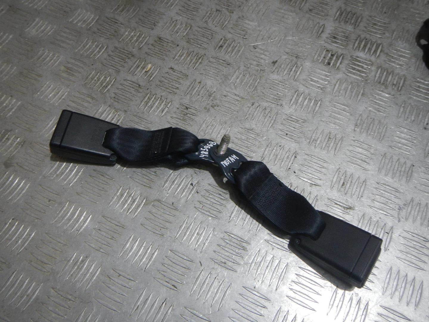 Ответная часть ремня безопасности