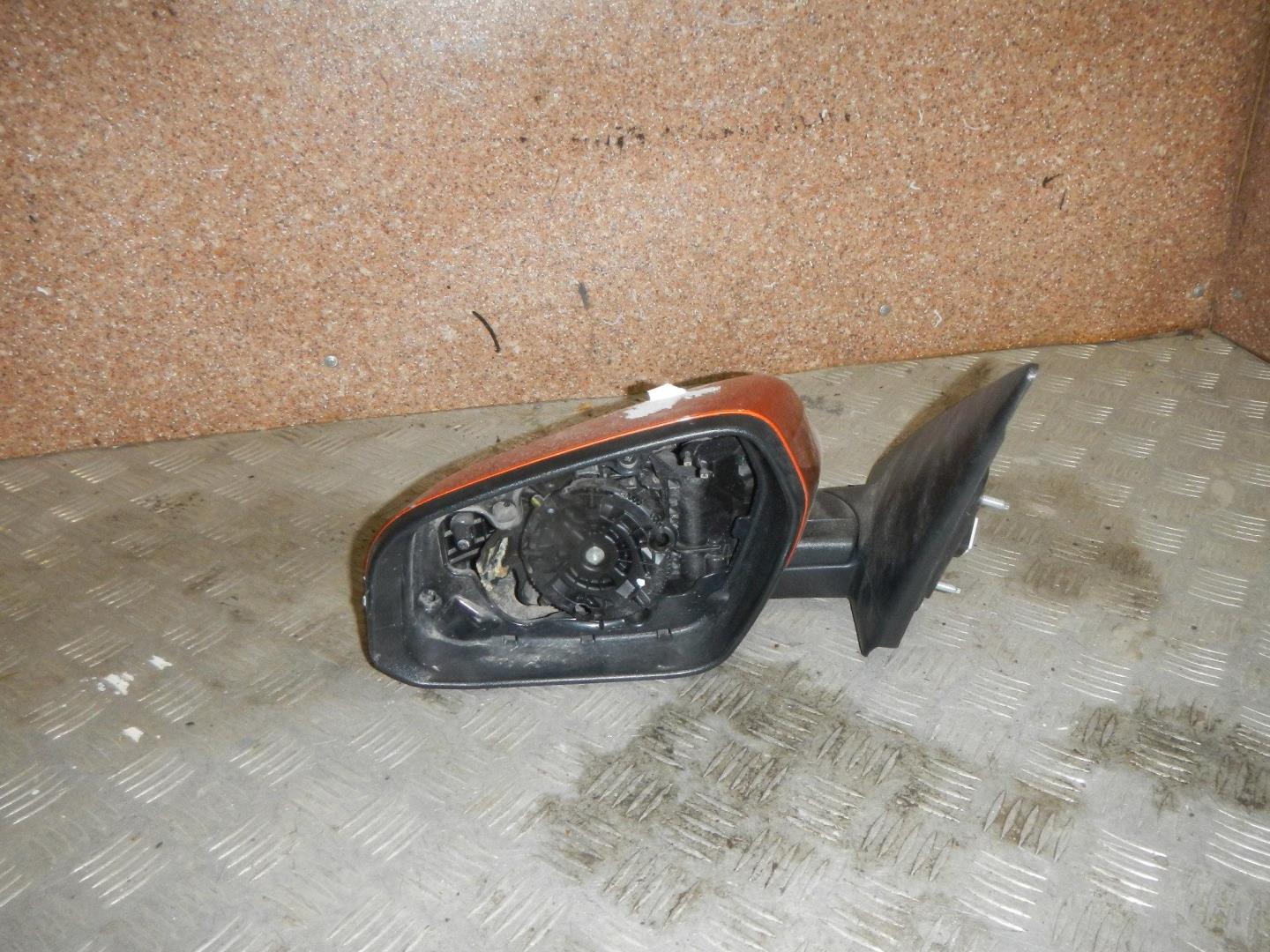 Зеркало левое электрическое