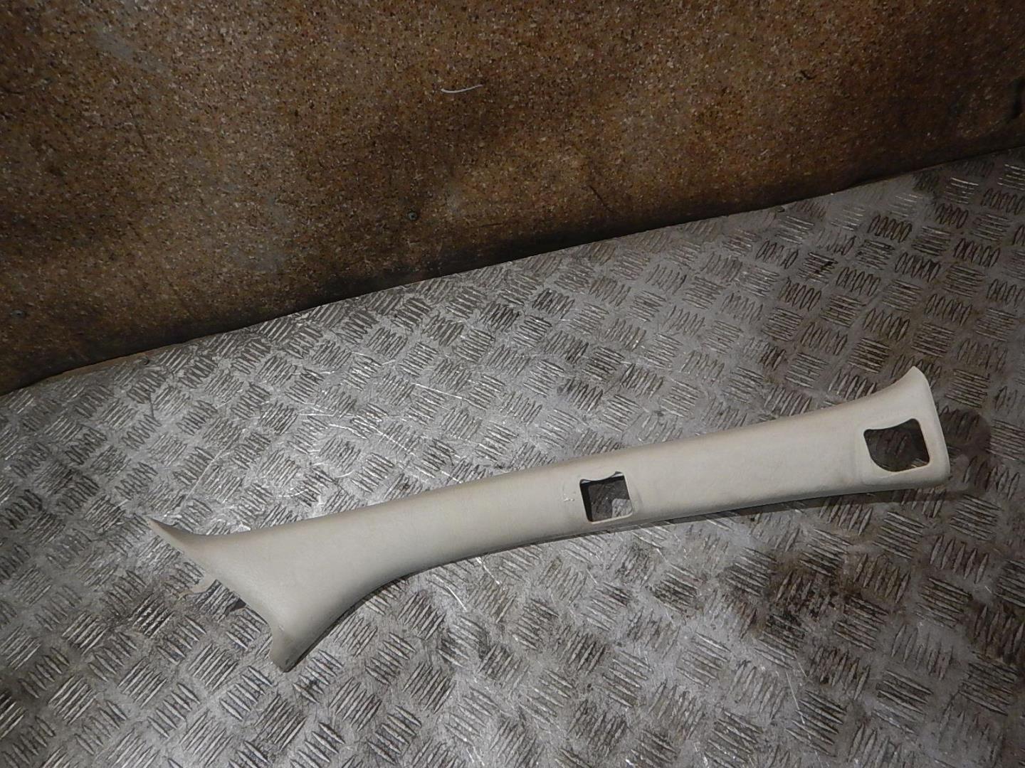 Обшивка стойки