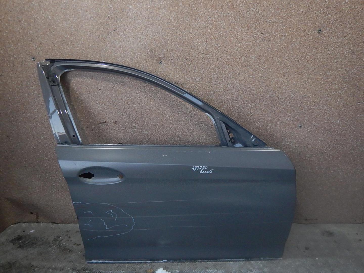 Дверь передняя правая