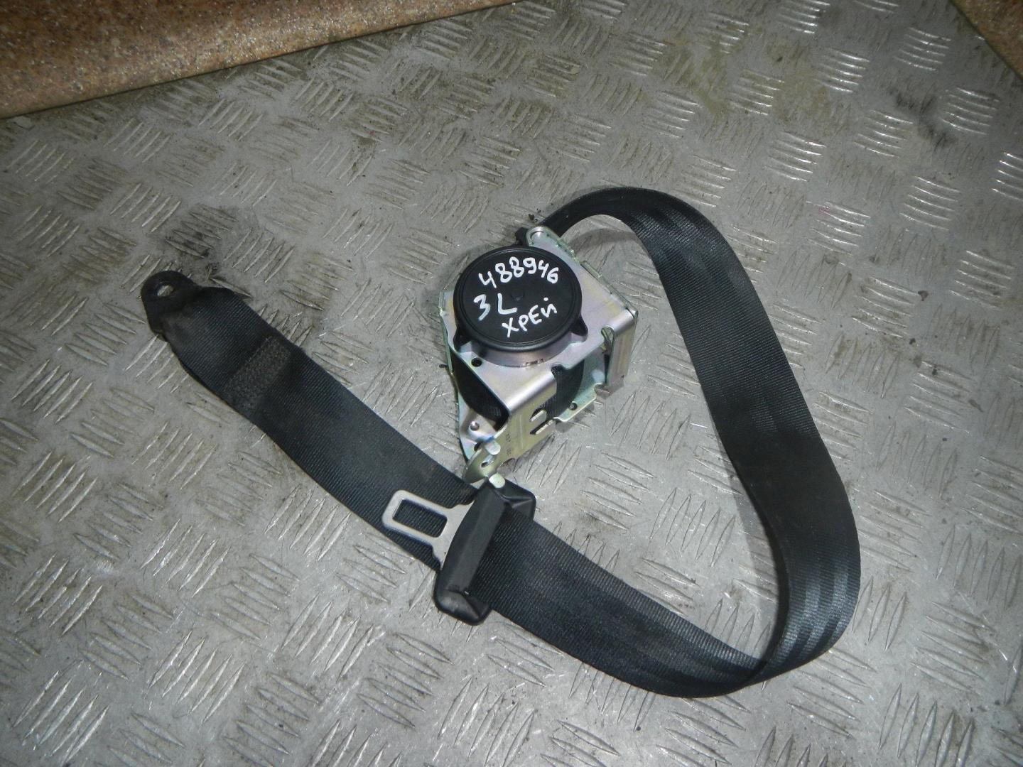 Ремень безопасности