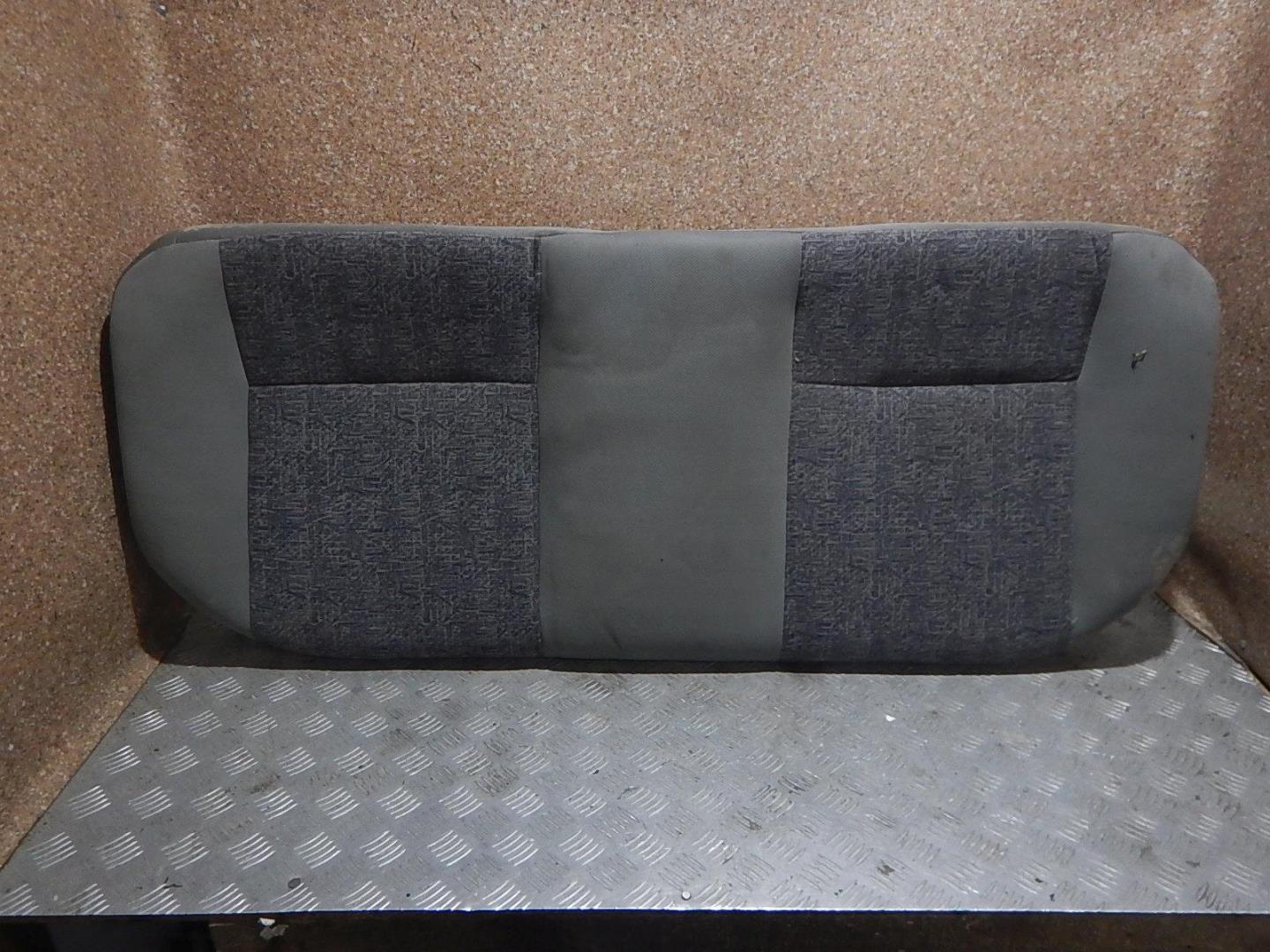 Сиденье салонное