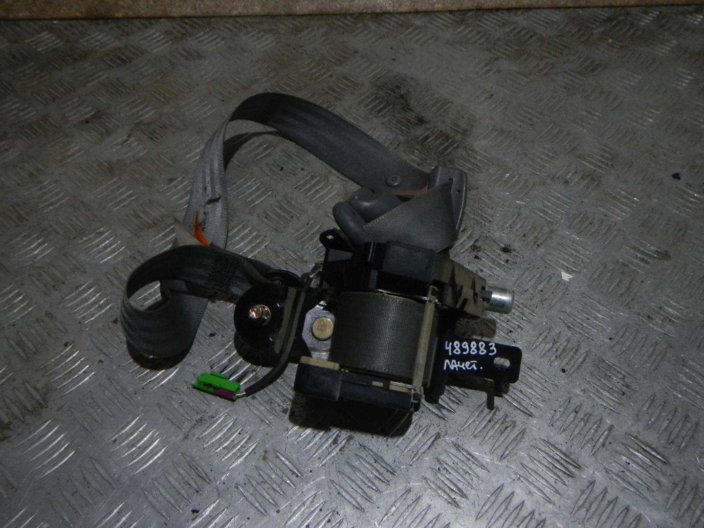 Ремень безопасности