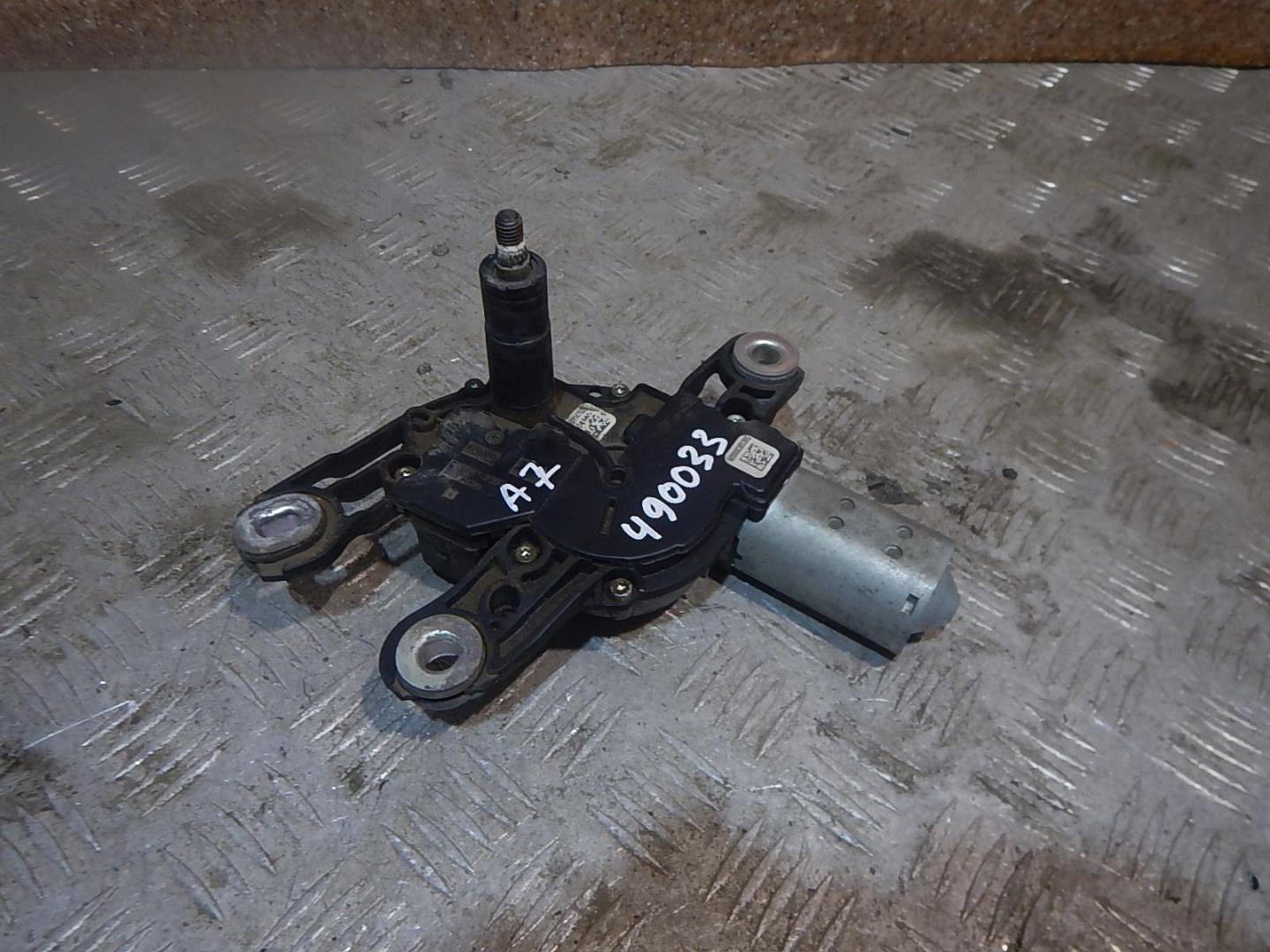 Моторчик стеклоочистителя задний