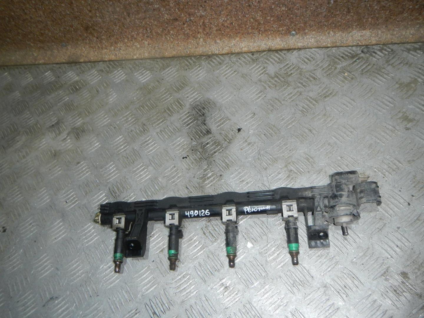 Рейка топливная (рампа)