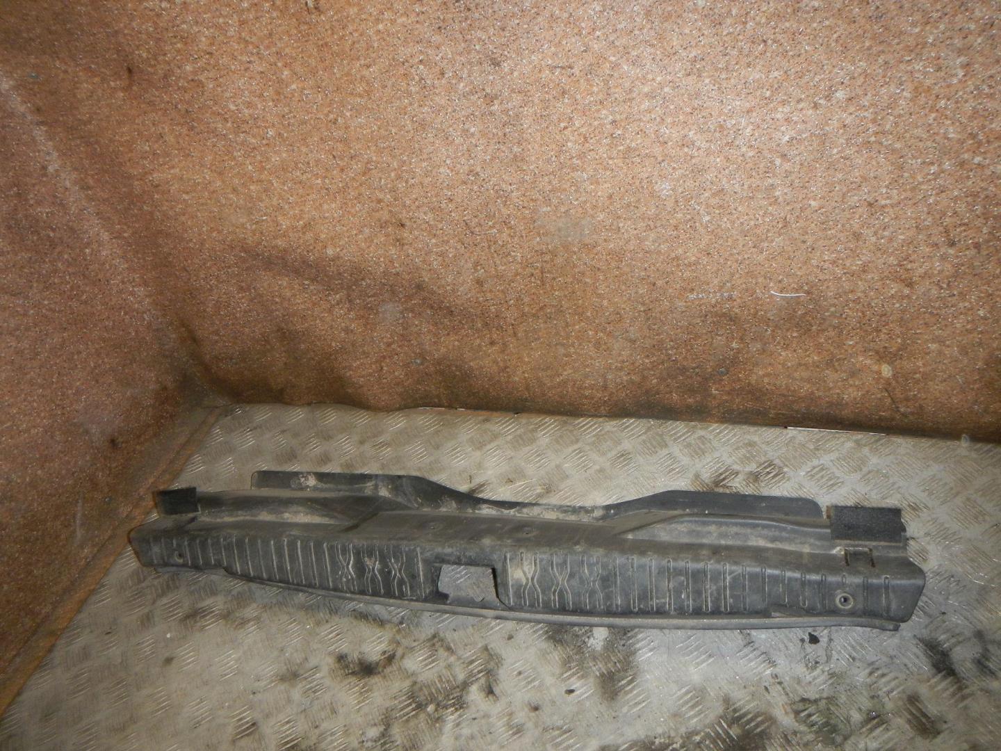 Обшивка багажника