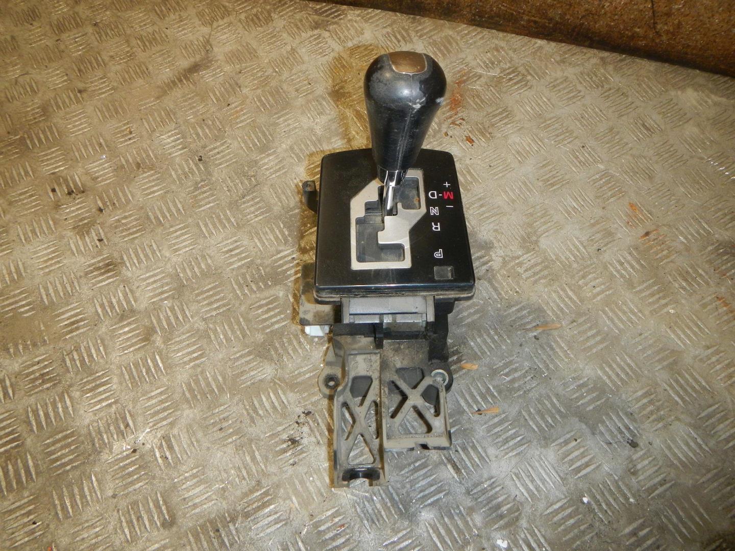 Кулиса МКПП / АКПП