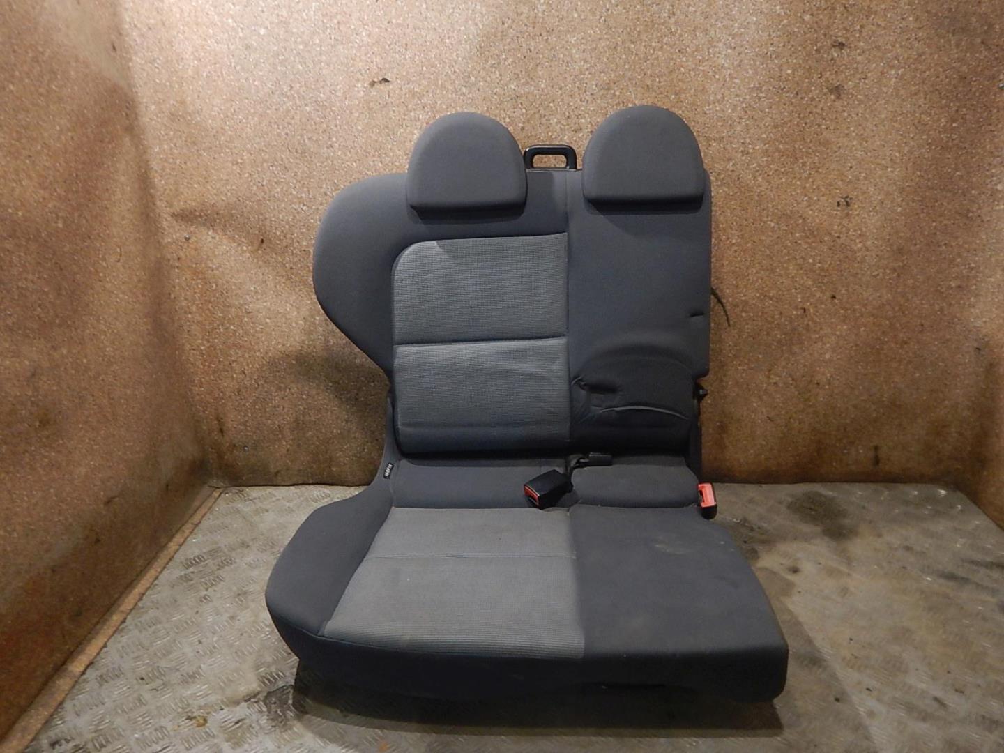 Сиденье салонное