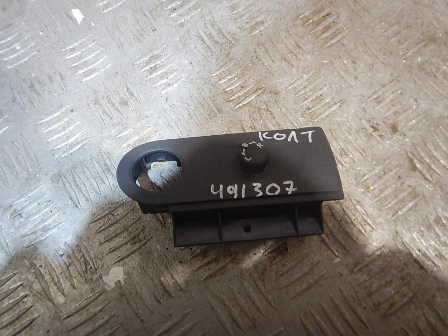 Переключатель регулировки зеркал