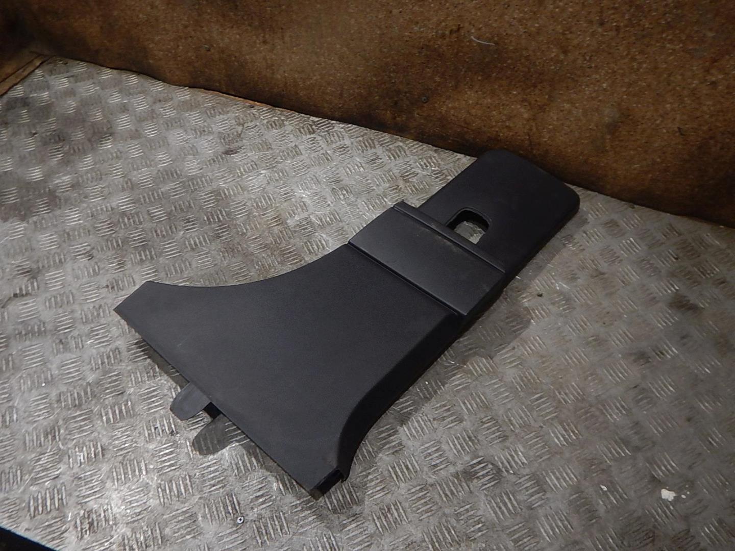 Обшивка стойки