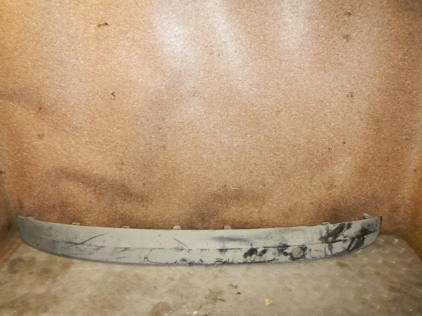 Молдинг заднего бампера