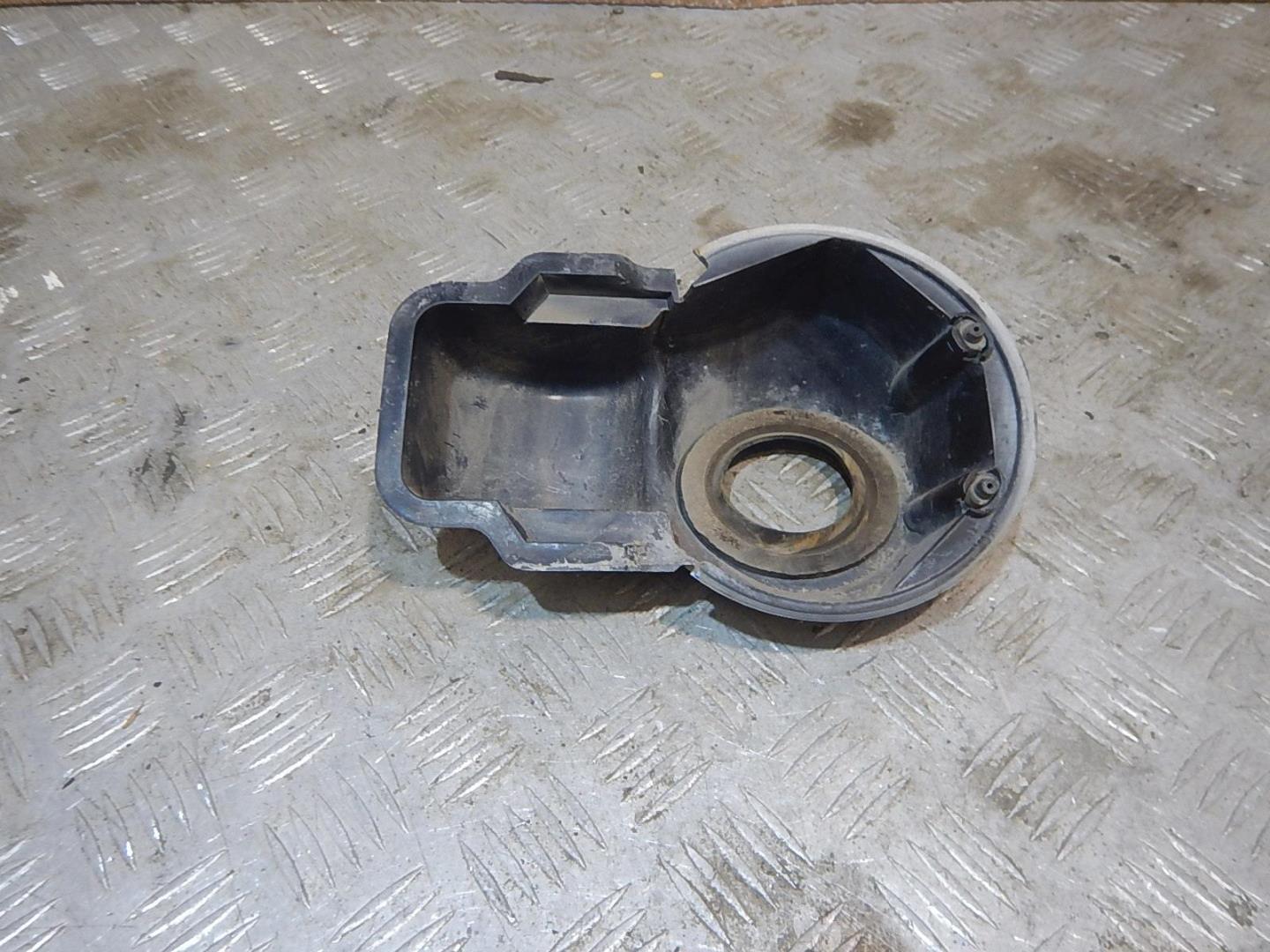 Ниша лючка бензобака