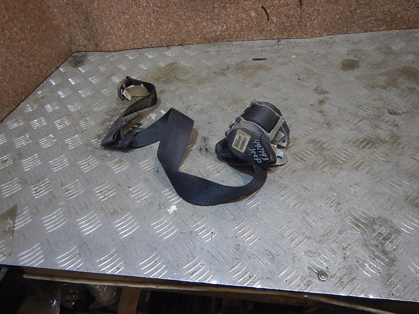 Ремень безопасности