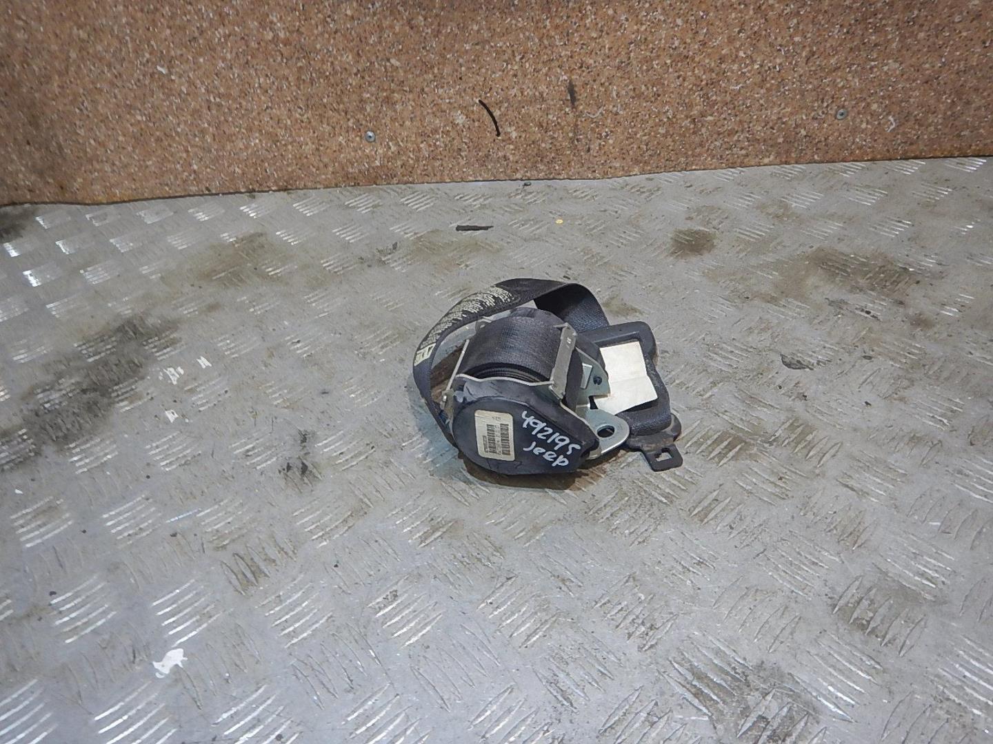 Ремень безопасности