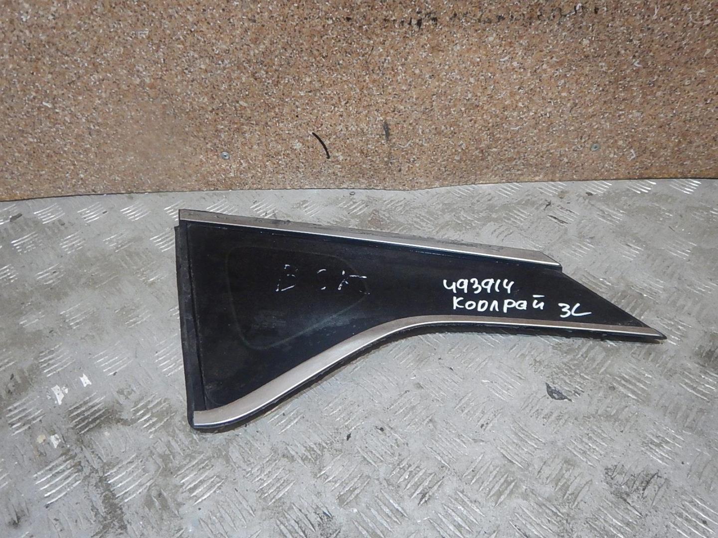 Стекло кузовное глухое левое