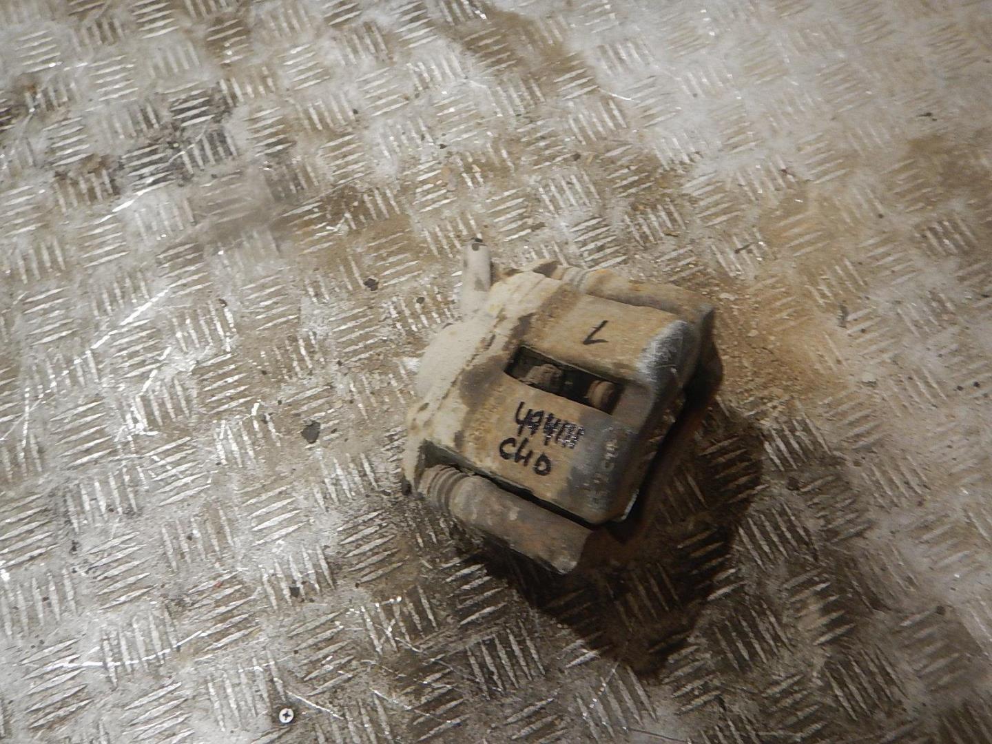 Суппорт передний левый