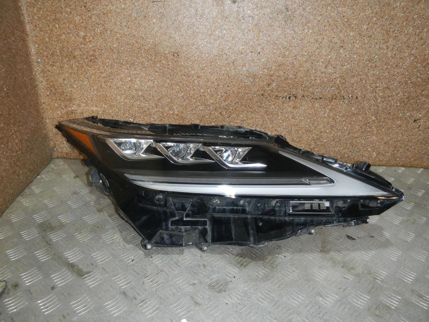 Фара правая