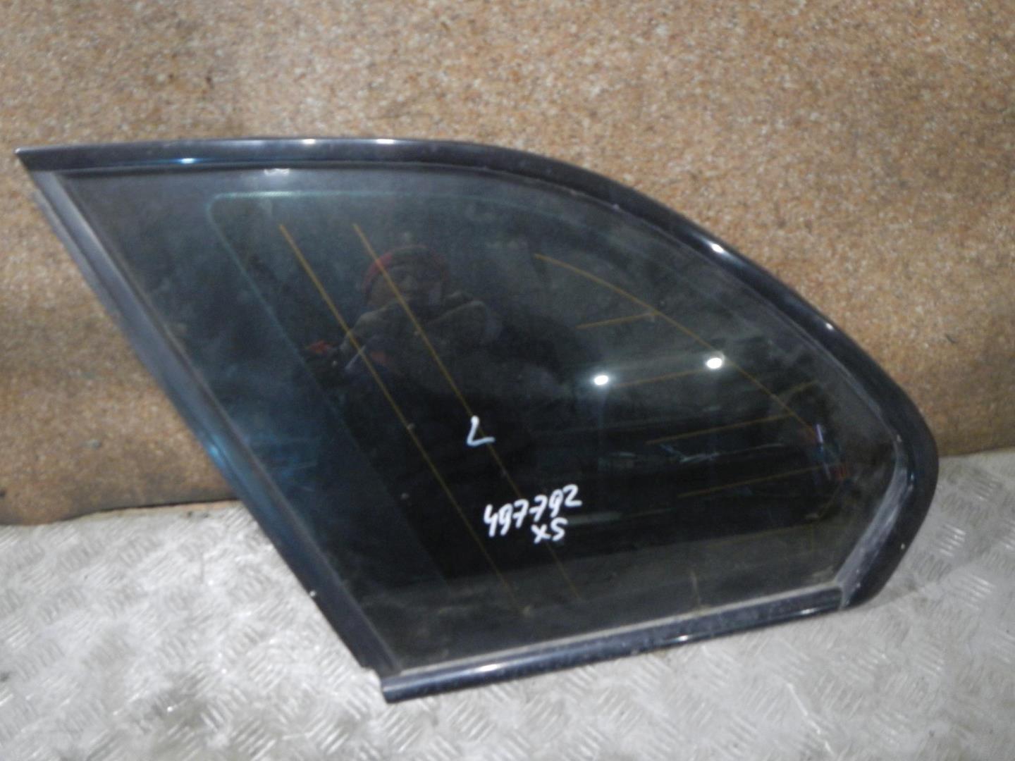 Стекло кузовное глухое левое