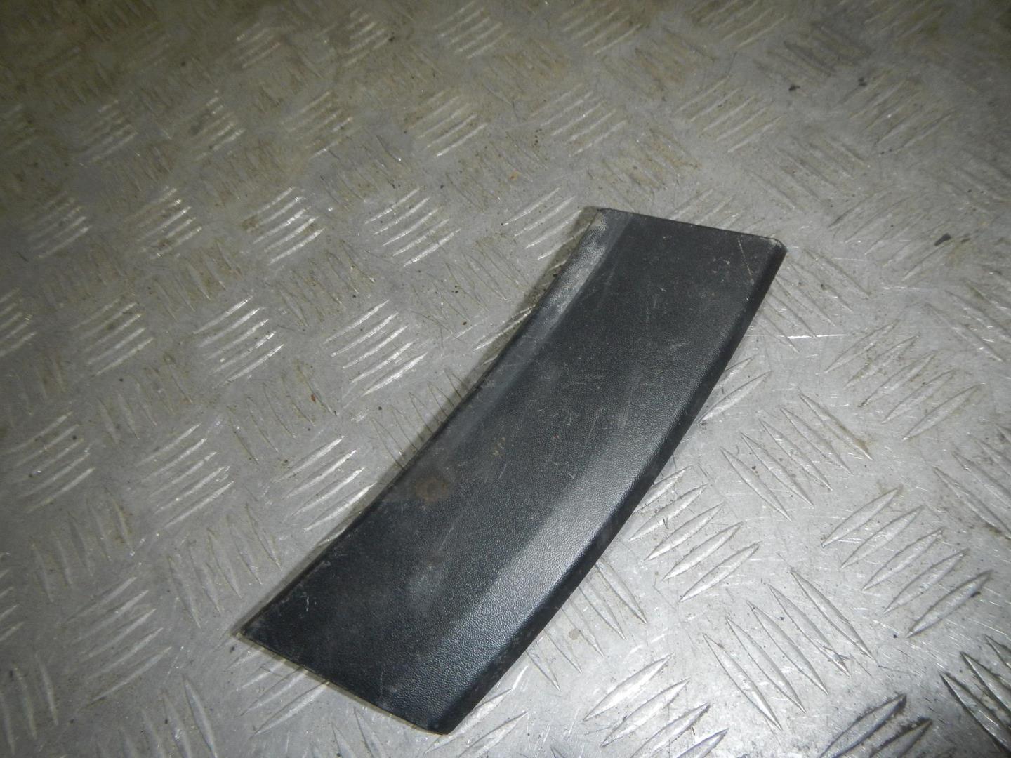 Накладка заднего бампера правая