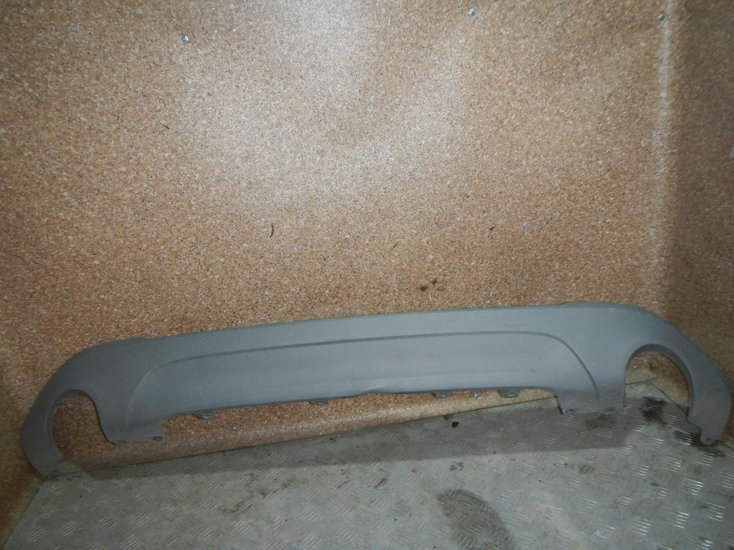 Накладка заднего бампера