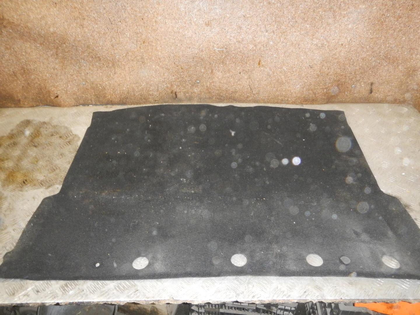 Пол багажника