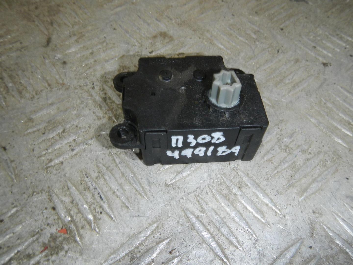 Моторчик заслонки печки