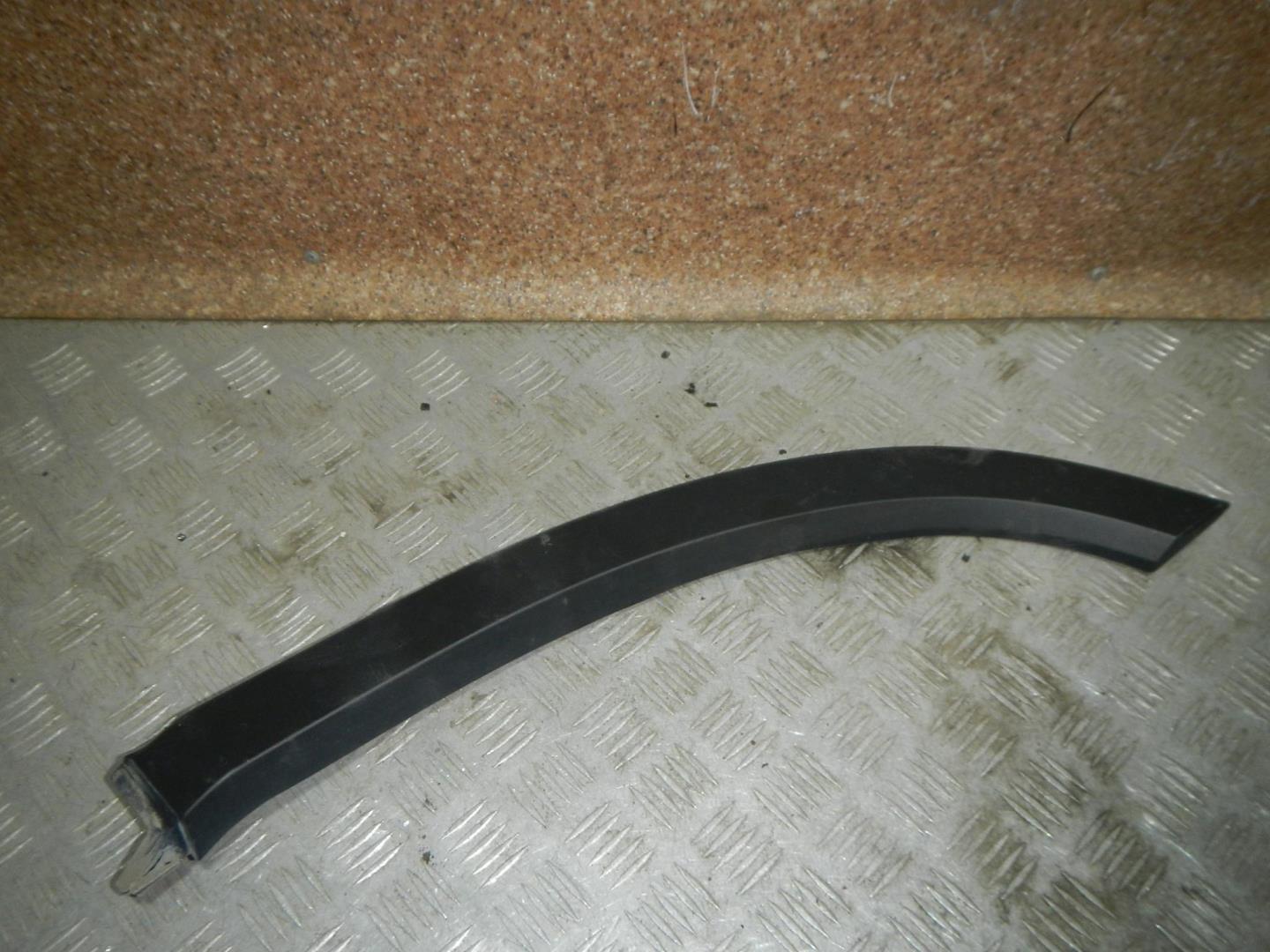 Накладка двери задней левой