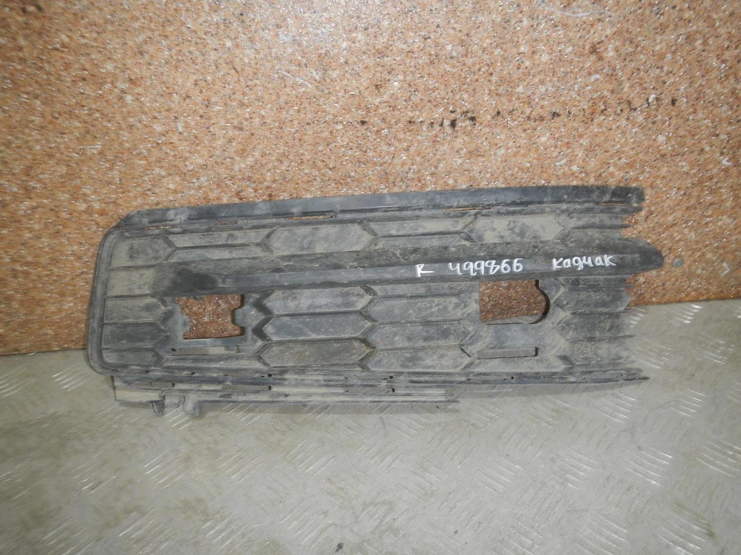 Решетка в бампер правая