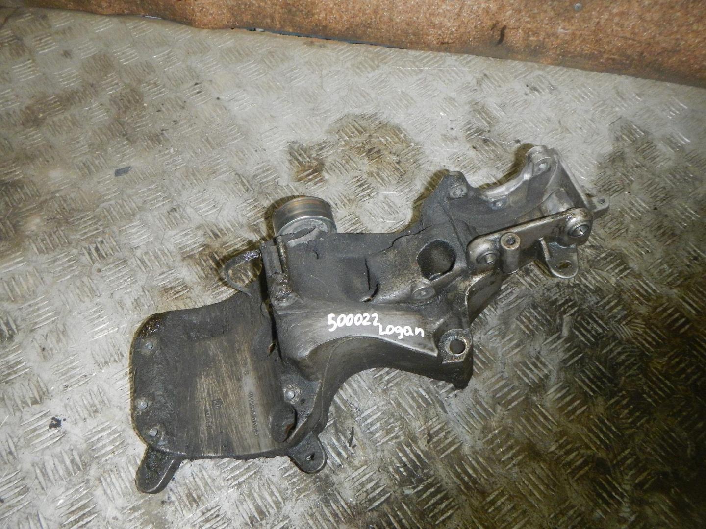 Кронштейн генератора