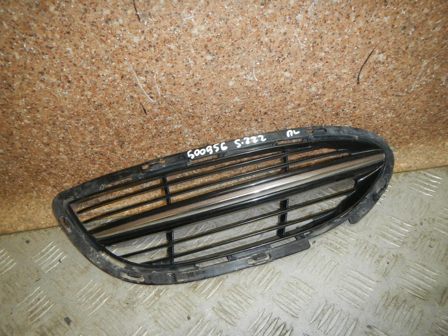 Решетка в бампер левая