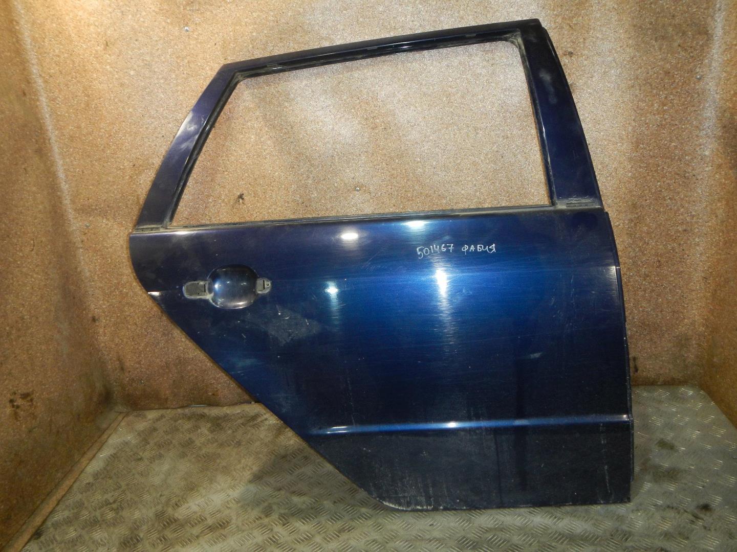 Дверь задняя правая