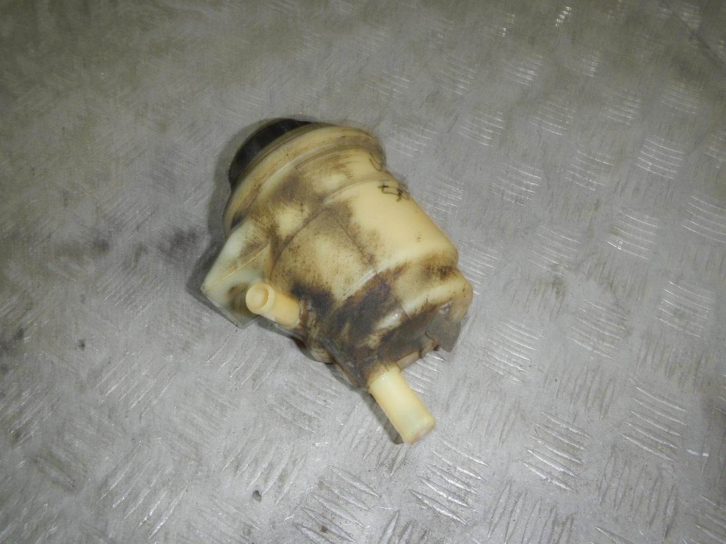 Бачок ГУР